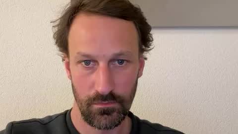 Snapshot of maenu_69 chatting on 12-14-25, 08:57 maenu_69 online show from 12-14-25, 08:57