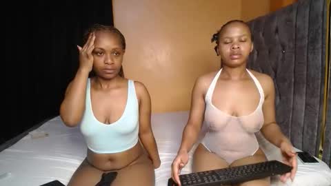 PENDO AND VIV online show from 09-16-25, 11:28