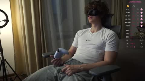 Mike XMaestro 3369 online show from 11-07-25, 01:44