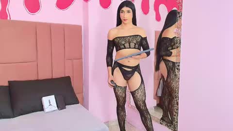 Snapshot of maeve_wilde chatting on 02-26-25, 09:05 maeve_wilde online show from 02-26-25, 09:05