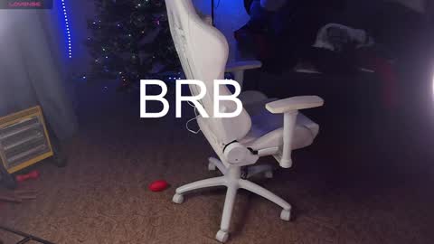 Maevee online show from 01-28-25, 10:12