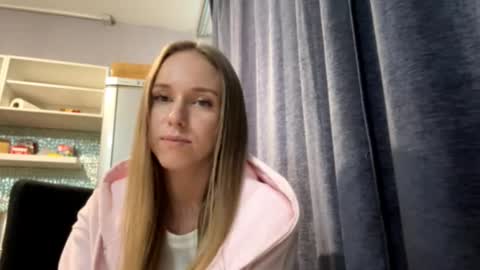 Sara online show from 02-18-26, 08:10