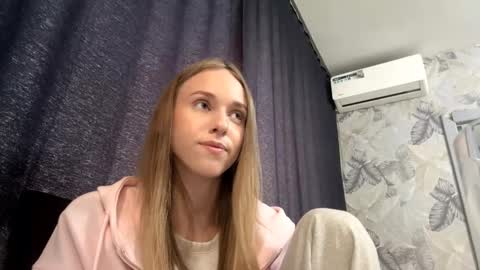 Sara online show from 02-21-26, 06:25