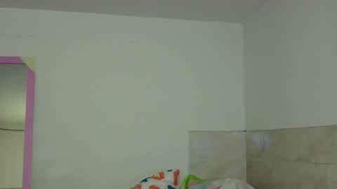 maferchavez88 online show from 11-22-25, 02:43