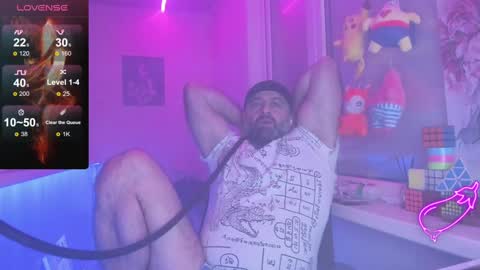 Snapshot of magabear chatting on 01-10-25, 08:07 Magabear online show from 01-10-25, 08:07