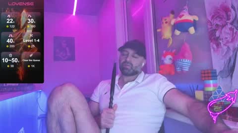 Snapshot of magabear chatting on 01-12-25, 03:57 Magabear online show from 01-12-25, 03:57