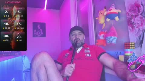 Snapshot of magabear chatting on 01-12-25, 07:31 Magabear online show from 01-12-25, 07:31