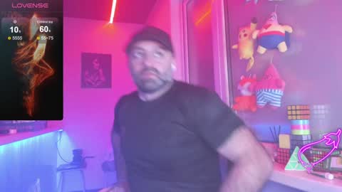 Snapshot of magabear chatting on 01-15-25, 05:05 Magabear online show from 01-15-25, 05:05