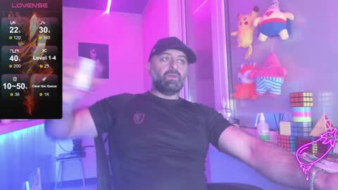Snapshot of magabear chatting on 01-22-25, 09:02 Magabear online show from 01-22-25, 09:02