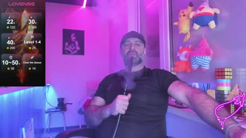 Snapshot of magabear chatting on 01-27-25, 01:26 Magabear online show from 01-27-25, 01:26