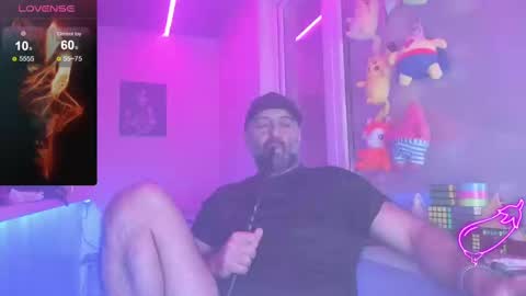 Snapshot of magabear chatting on 03-07-25, 08:22 Magabear online show from 03-07-25, 08:22