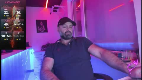 Snapshot of magabear chatting on 12-22-25, 10:56 Magabear online show from 12-22-25, 10:56