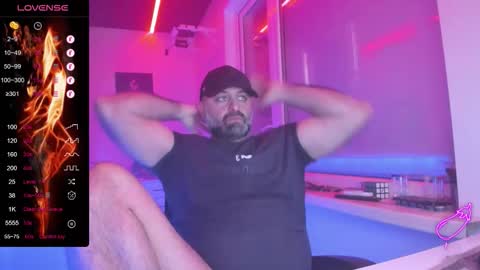 Snapshot of magabear chatting on 02-24-26, 10:57 Magabear online show from 02-24-26, 10:57