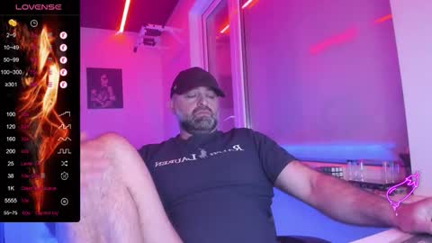 Snapshot of magabear chatting on 03-09-26, 08:02 Magabear online show from 03-09-26, 08:02