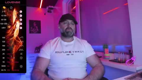 Snapshot of magabear chatting on 03-22-26, 11:19 Magabear online show from 03-22-26, 11:19