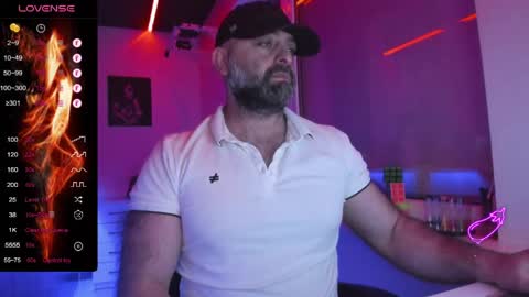 Snapshot of magabear chatting on 03-23-26, 10:58 Magabear online show from 03-23-26, 10:58