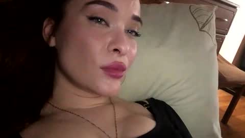 magggg658318 online show from 03-26-26, 02:33