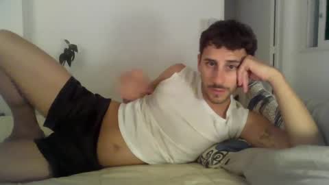 Snapshot of maggicboy29 chatting on 03-26-26, 02:28 maggicboy29 online show from 03-26-26, 02:28