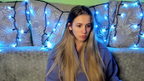 Maggie online show from 12-10-24, 03:41