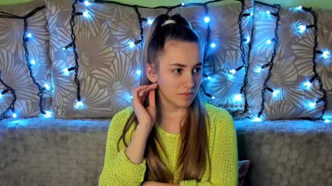 Maggie online show from 01-28-25, 01:50