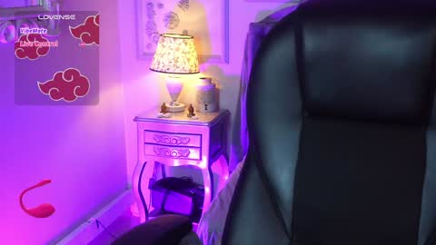 Snapshot of maggietime chatting on 02-01-25, 12:40 online show from 02-01-25, 12:40