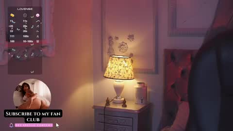 Snapshot of maggietime chatting on 02-12-25, 12:58 online show from 02-12-25, 12:58