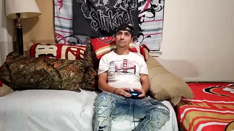 Snapshot of maggot88 chatting on 02-17-25, 07:04 maggot88 online show from 02-17-25, 07:04