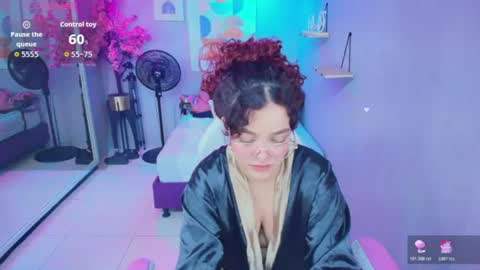 Snapshot of maggy_t18 chatting on 07-07-26, 07:23 Maggy online show from 07-07-26, 07:23