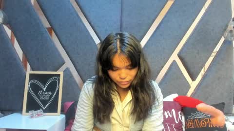 Kimy online show from 05-31-26, 01:51