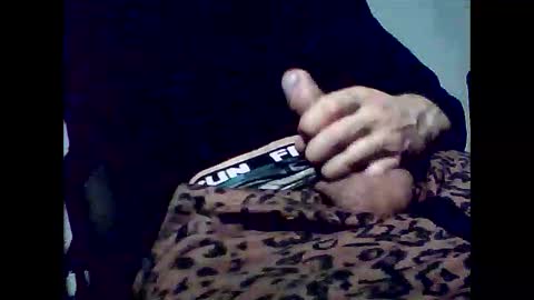 Snapshot of magic199 chatting on 12-21-25, 02:08 romantic online show from 12-21-25, 02:08