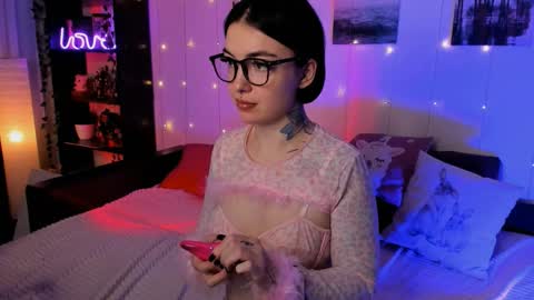 Magic Allie online show from 10-02-25, 07:43