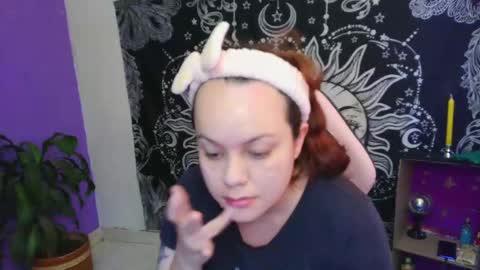 Snapshot of magic_clairewitch chatting on 05-01-26, 09:19 Claire online show from 05-01-26, 09:19