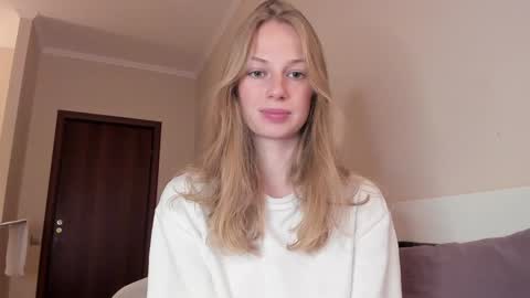 Snapshot of magic_couple13 chatting on 12-02-24, 12:07 Alice  online show from 12-02-24, 12:07