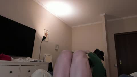 Snapshot of magic_couple13 chatting on 12-25-24, 09:24 Alice  online show from 12-25-24, 09:24