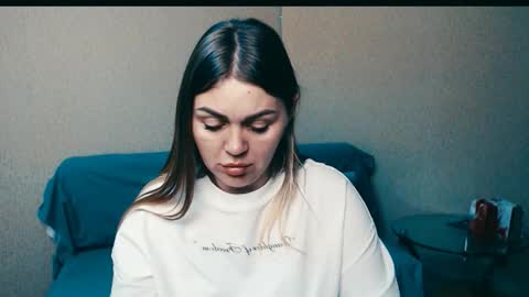 magic_katarina_ online show from 10-25-25, 10:12