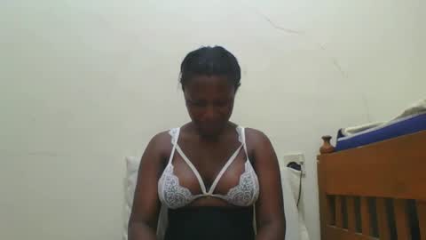 Snapshot of magic_koko3 chatting on 10-18-25, 02:07 magic_koko3 online show from 10-18-25, 02:07