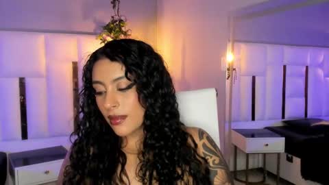 Snapshot of magic_marg chatting on 03-01-25, 12:39 Marge online show from 03-01-25, 12:39