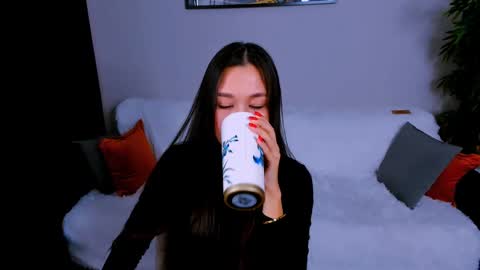 Snapshot of magic_phoenix chatting on 03-06-25, 01:14 magic_phoenix online show from 03-06-25, 01:14