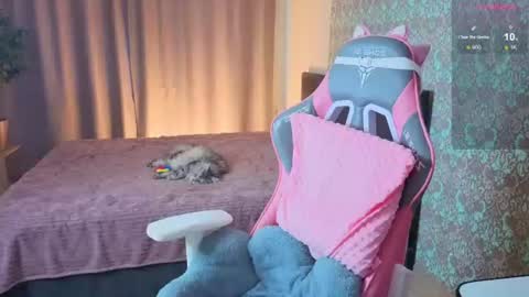 Merry online show from 06-24-26, 01:48