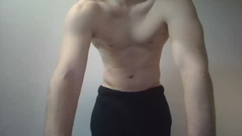 Snapshot of magic_toni chatting on 03-04-26, 10:54 Magic Toni online show from 03-04-26, 10:54