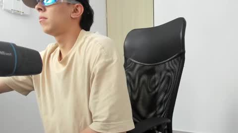 Tony Hoffa online show from 03-09-25, 10:19