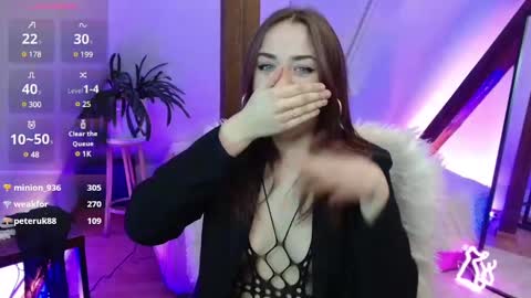 Zooey online show from 01-21-25, 10:30