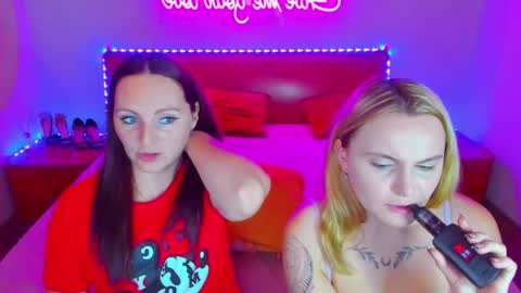 Lili and Bella online show from 12-09-24, 07:50