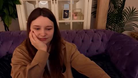 Emily online show from 03-30-26, 06:47