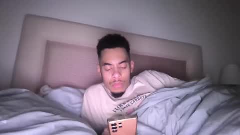 Magicsempai online show from 12-02-24, 03:14