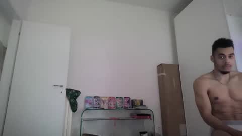 Magicsempai online show from 03-10-25, 11:42