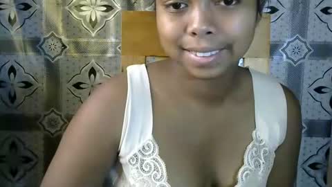 Snapshot of magowan chatting on 10-18-25, 05:43 MARGOWAN online show from 10-18-25, 05:43