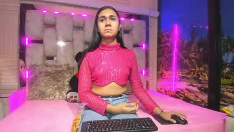 Snapshot of mahiara_hot chatting on 07-14-26, 12:33 mahiara hot online show from 07-14-26, 12:33