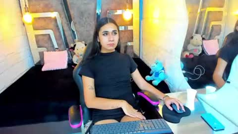 Snapshot of mahiara_hot chatting on 07-31-26, 01:54 mahiara hot online show from 07-31-26, 01:54