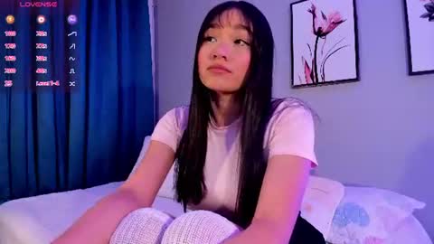 Maia online show from 06-17-26, 01:08